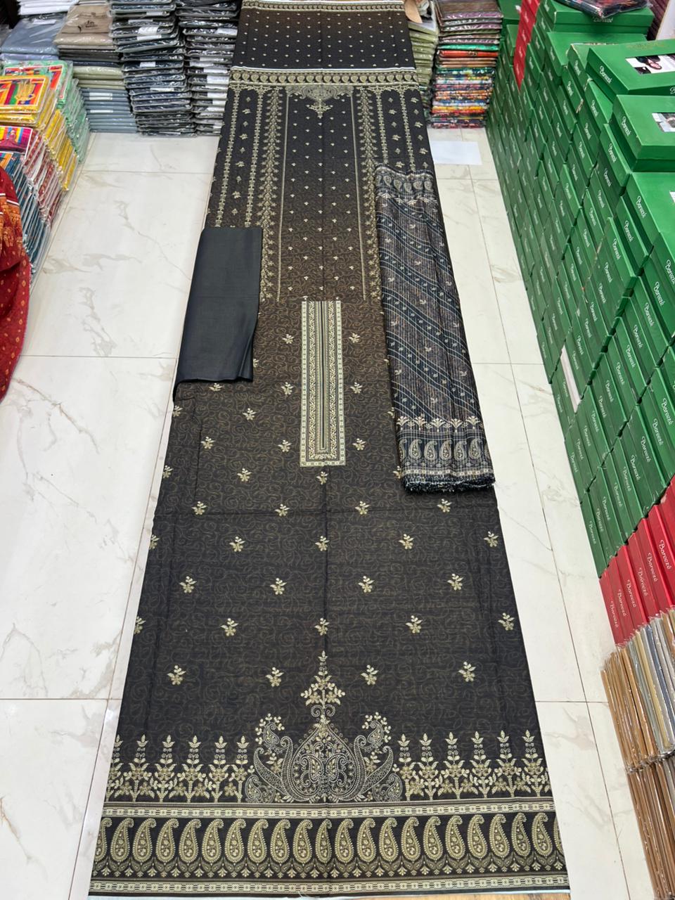 Almas Premium Bana Dora Lawn 3PC | Tarkashi Dupatta