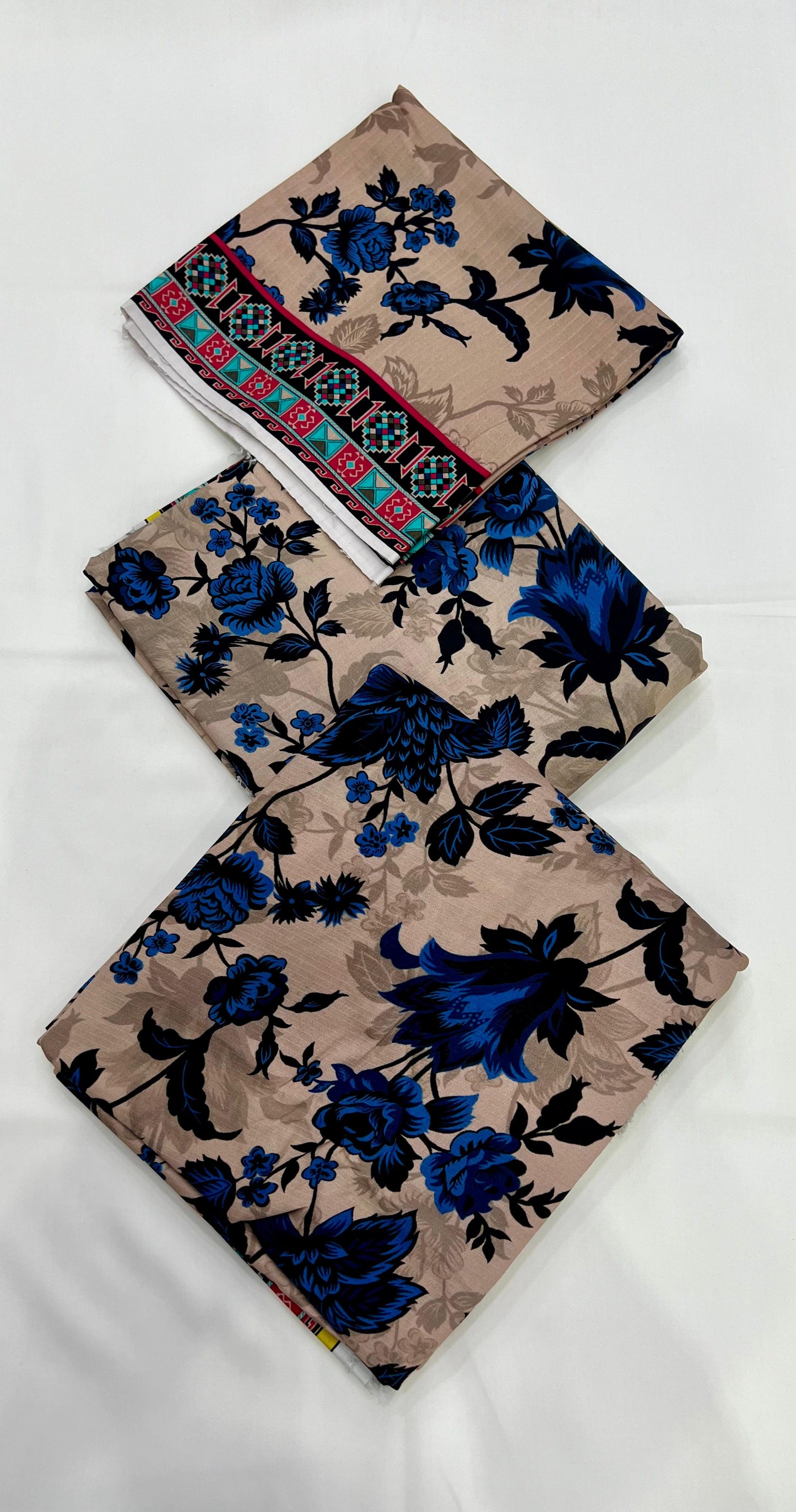 Signature Collection BANA DORA LINEN 3PC 2025-26