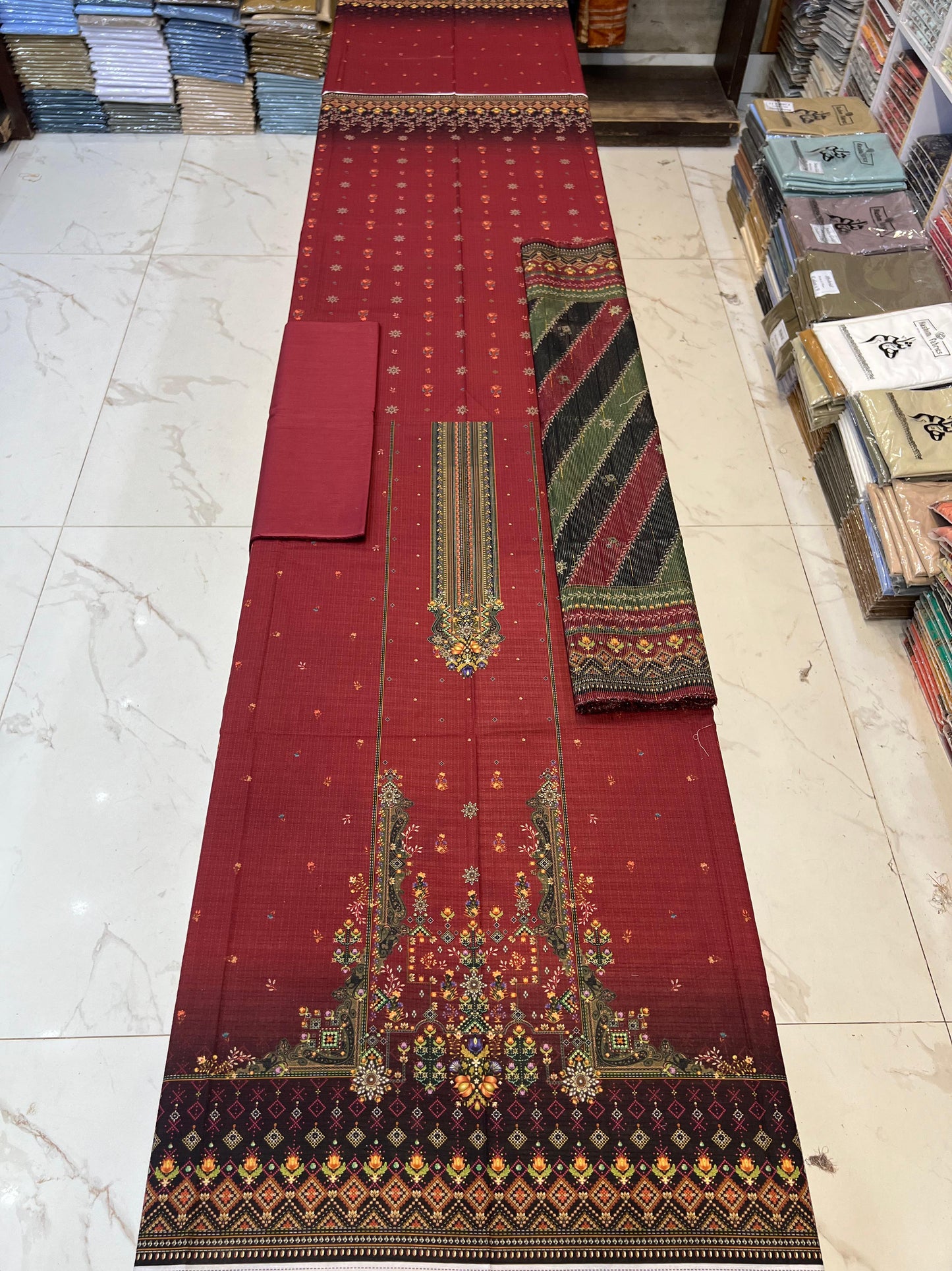 Almas Bana Dora Tarkashi Lawn
