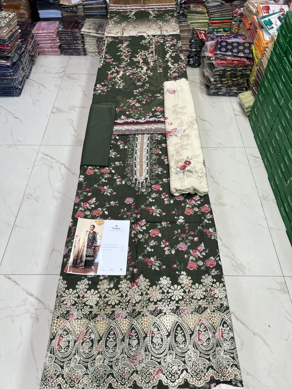 Bat'ha Embroidered Collection – Lawn Luxury 3PC