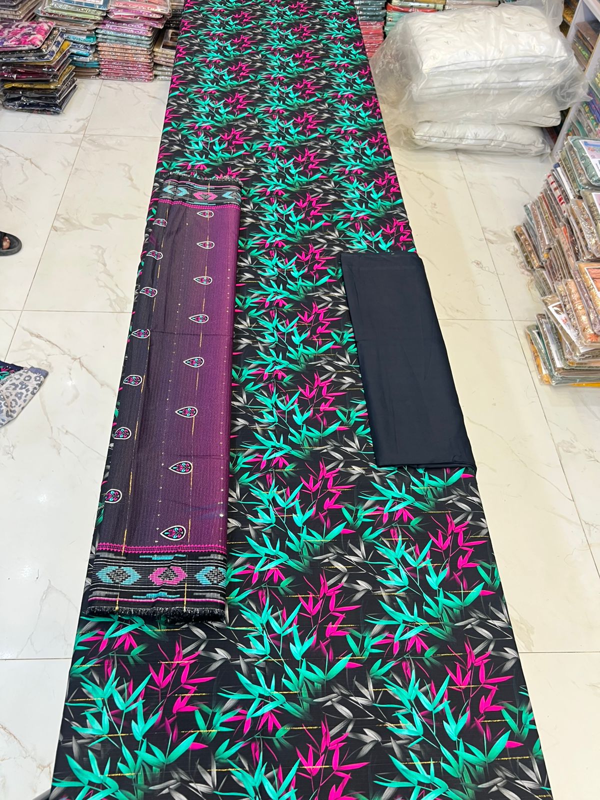 Bana Dora Tarkashi Linen