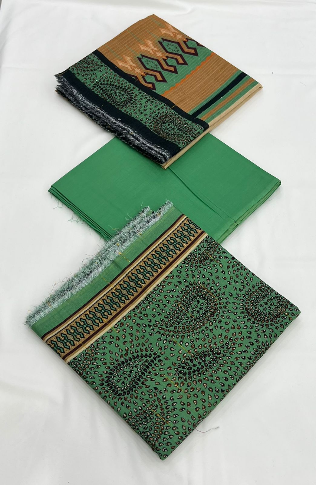 Bana Dora Tarkashi Linen