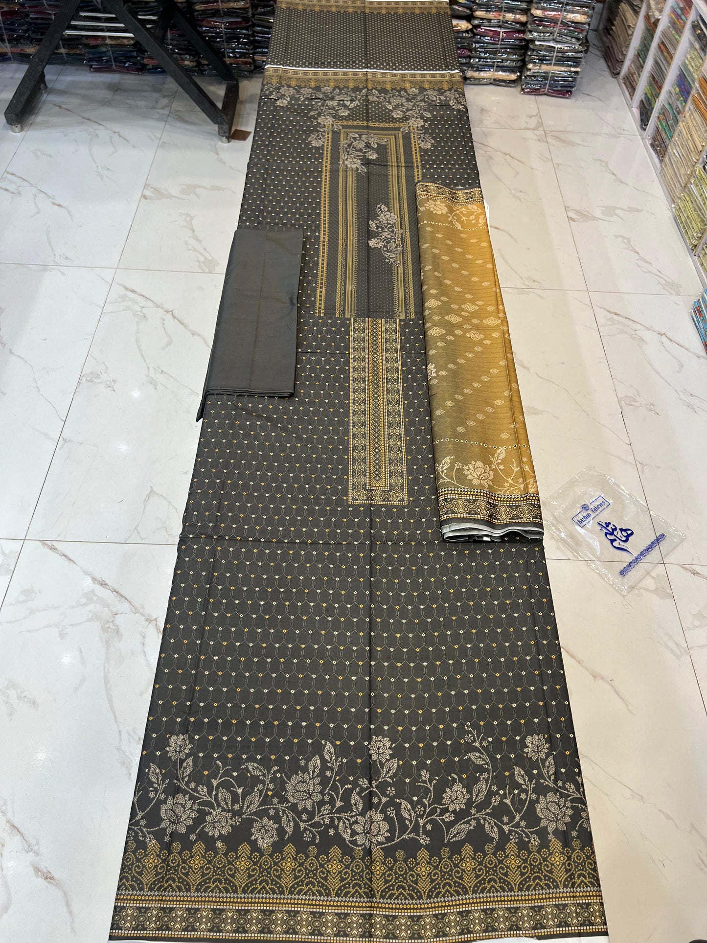 Classic Plain Linen 3PC with Same Fabric Dupatta