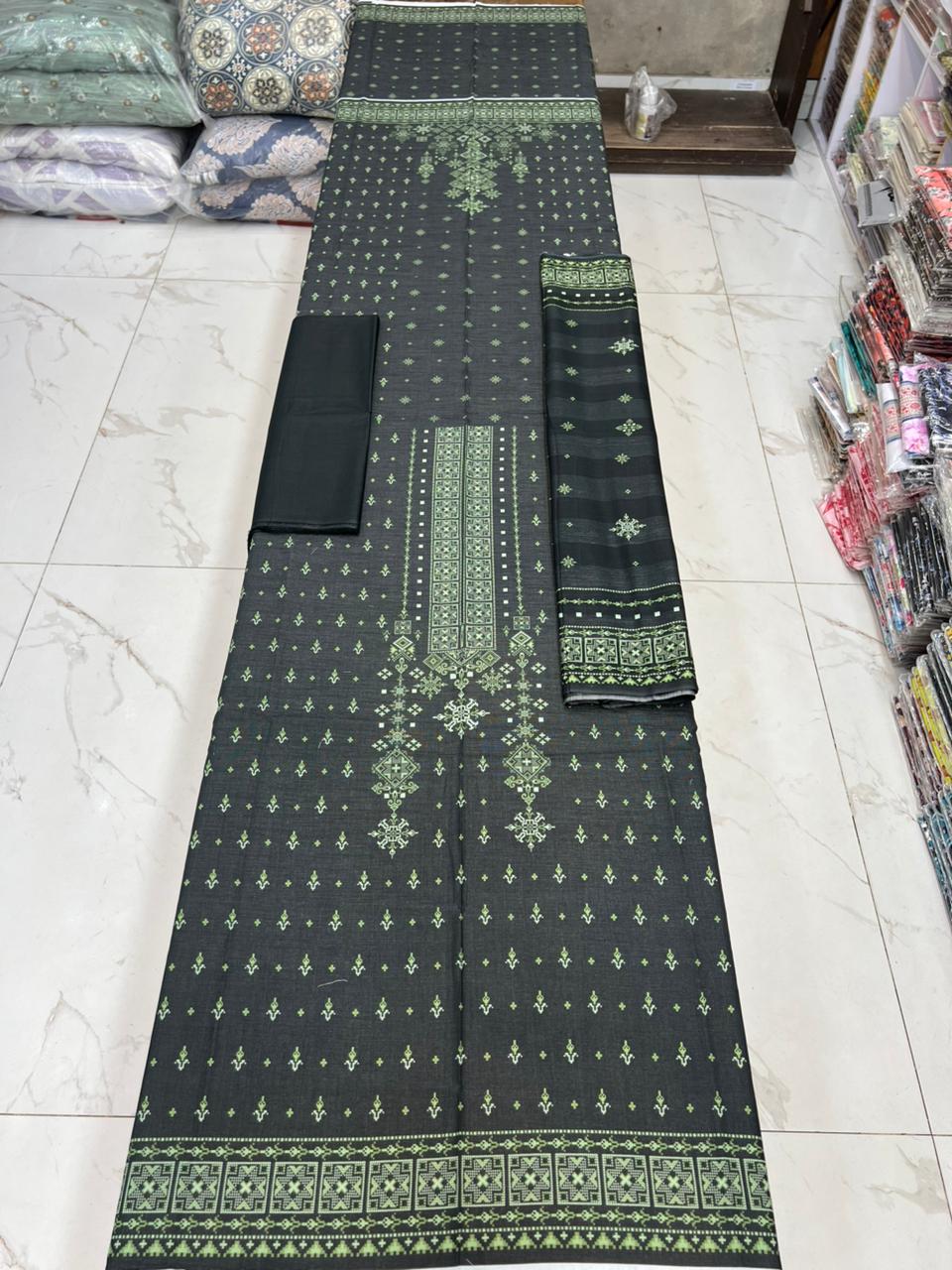 CHAMK DHAMAK LAWN