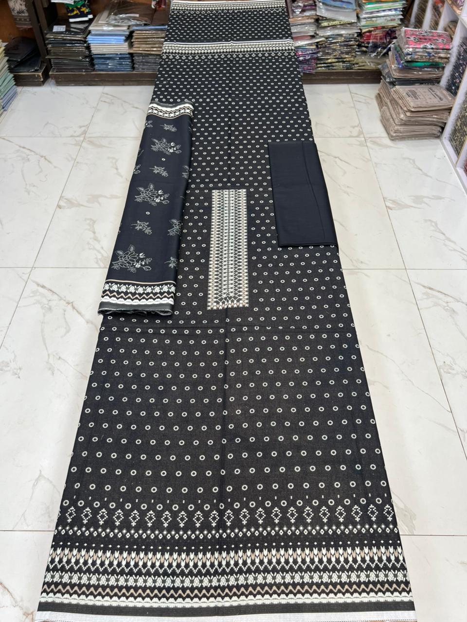 Minakari Lawn 3PC – Adorable Summer Collection